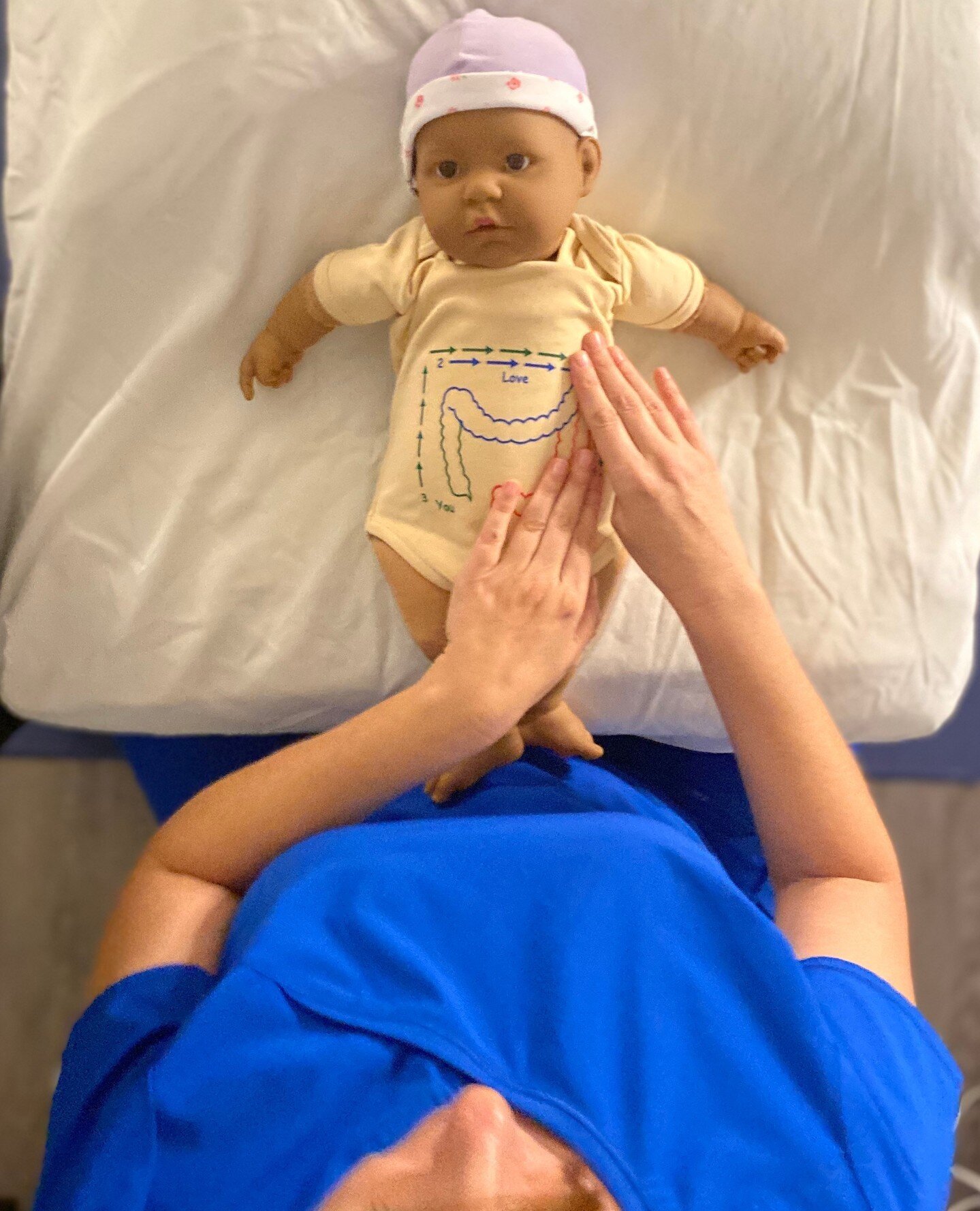 Infant massage has so many health benefits and one of the most important is the bonding aspect.  Infant massage is a great tool for the non-birthing parent or caretaker to facilitate bonding. ⁠
⁠
⁠
#infantmassageclasses #babymassagebenefits #infantma